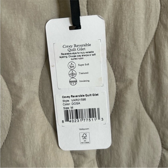 Varley Covey Reversible Quilt Gilet VEST
NWT
Size medium - Picture 10 of 14